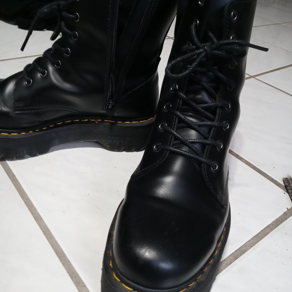 Dr Marten's Jadon side zippered boots.